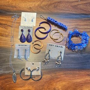 8 pairs of earrings, 1 bracelets, 1 necklace and a keychain